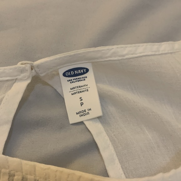 NWT! Maternity top size small. - Picture 3 of 6